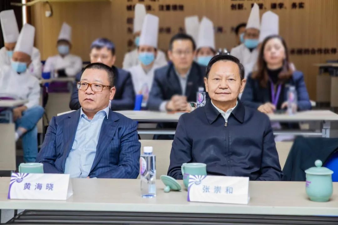 球友体育-足球篮球体育直播平台